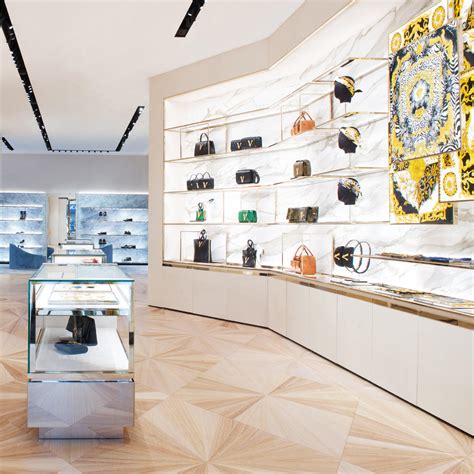 versace shop amsterdam|Versace Amsterdam P.C. Hoofstraat .